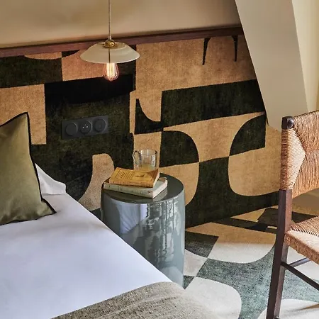 Cartier Hotel